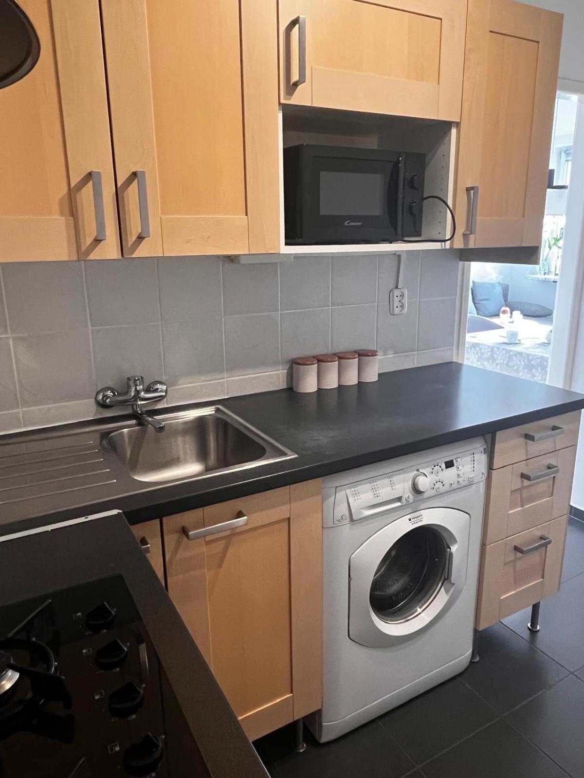 Apartament Bright And Cozy 34m Near Metro M2 And Tram Warszawa